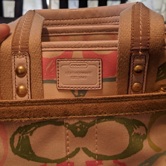 [Coach] Purse - Picture 8 of 8